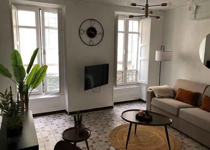 ღ Le Cypriano • T2 Au Centre De Avec Parking